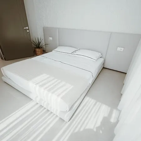 Escape 21 Дуррес