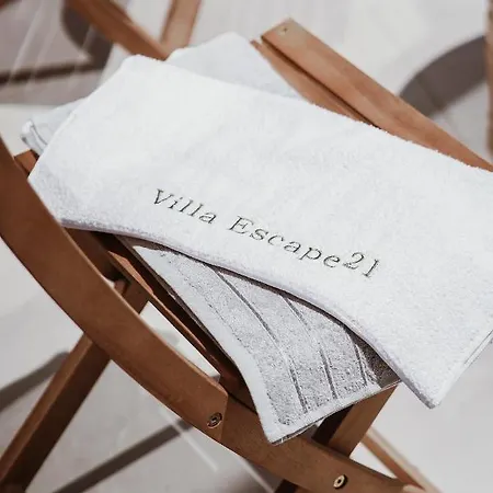 Escape 21 Villa Durres